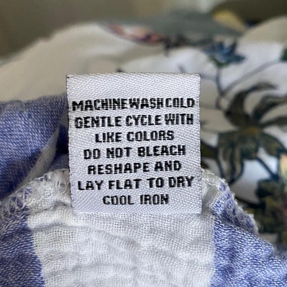 Habitat Periwinkle Blue and White Striped Shirt. 100% Cotton, 3/4 Sleeve  EC SzM - Picture 14 of 14